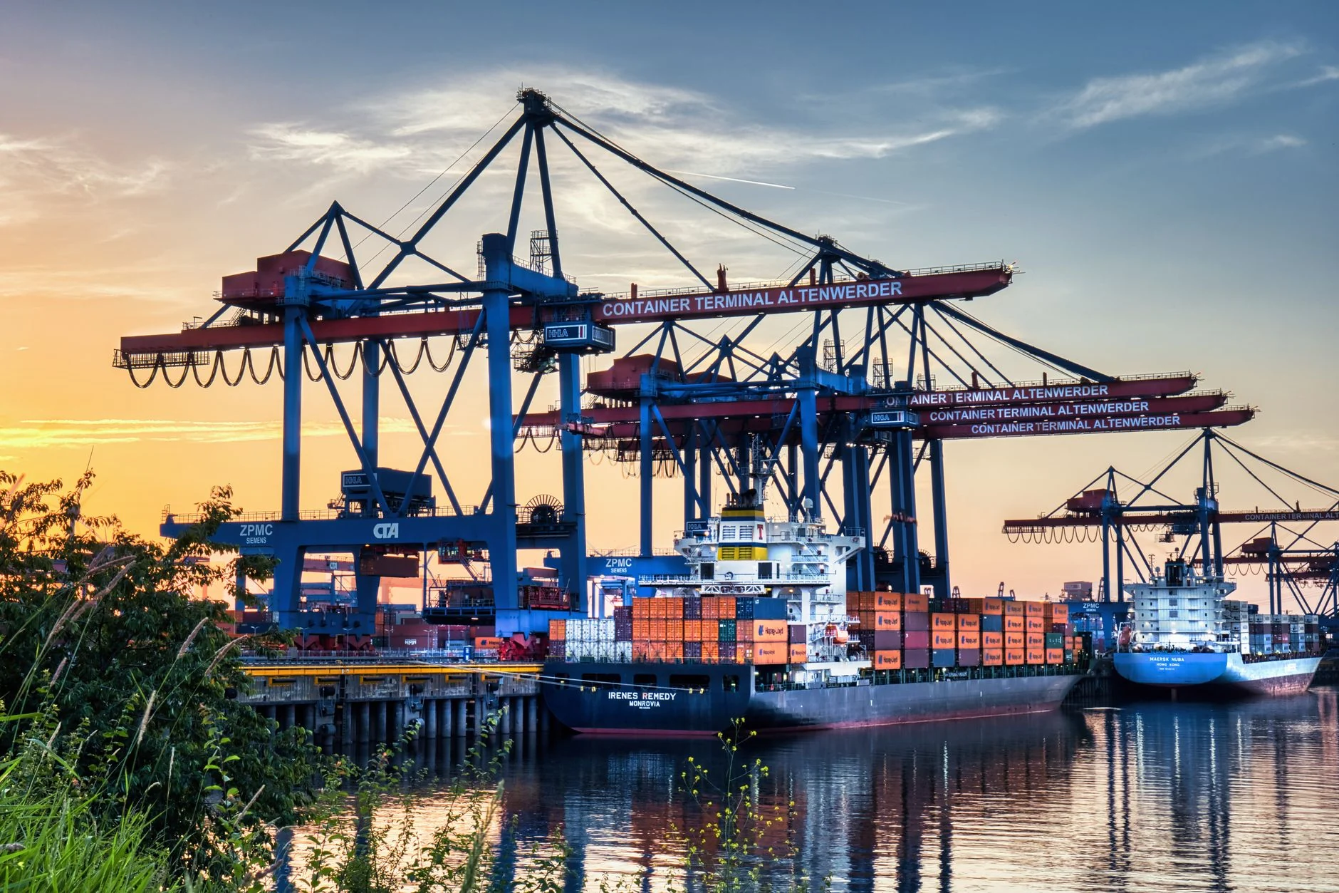 Autonomous Trade Compliance Logistics